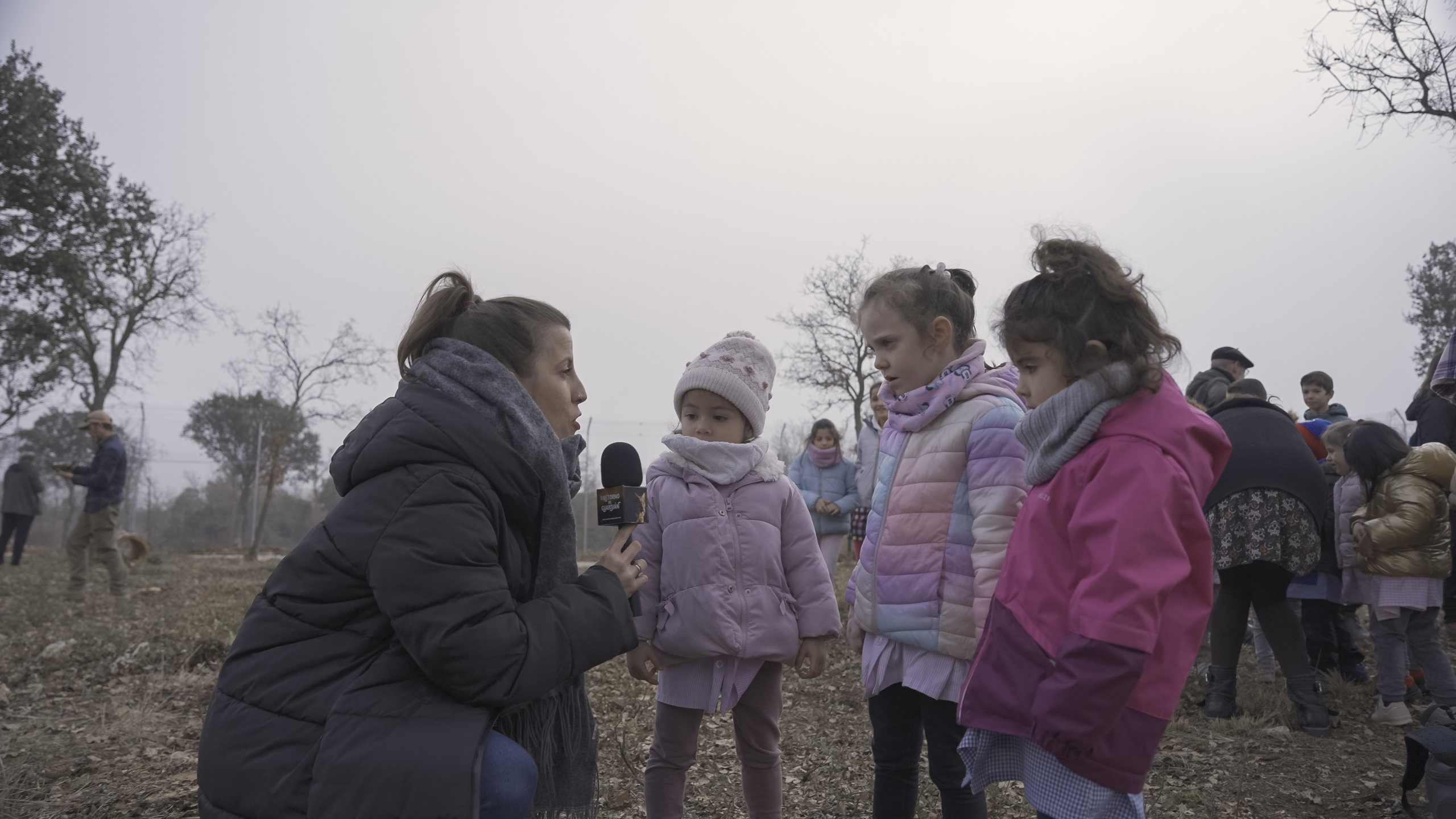 Niñas entrevistadas en la liberación linces ibéricos en Astrudillo, Palencia - El Retorno del Guardián,