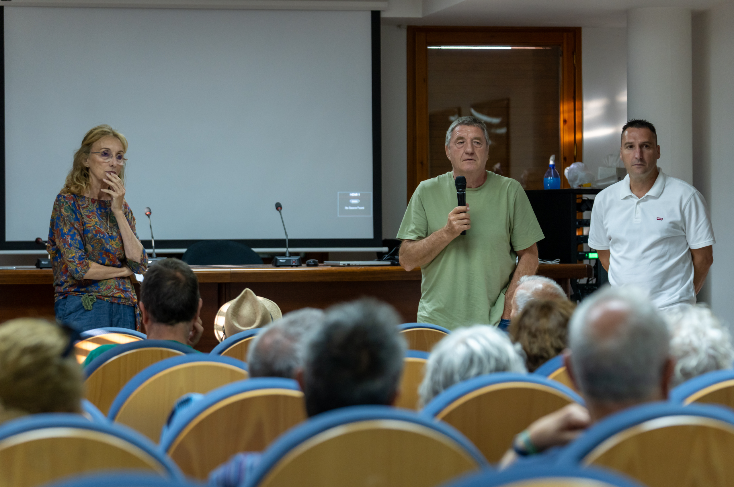 Presentacion Documental y coloquio en Lanaja de El Retorno del Guardian